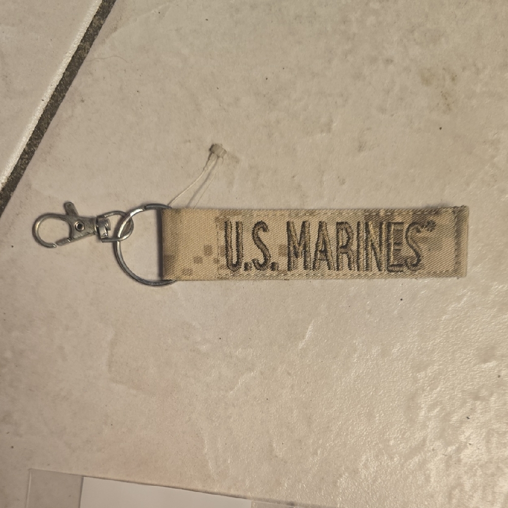 U.S. Marines Keychain with Clip